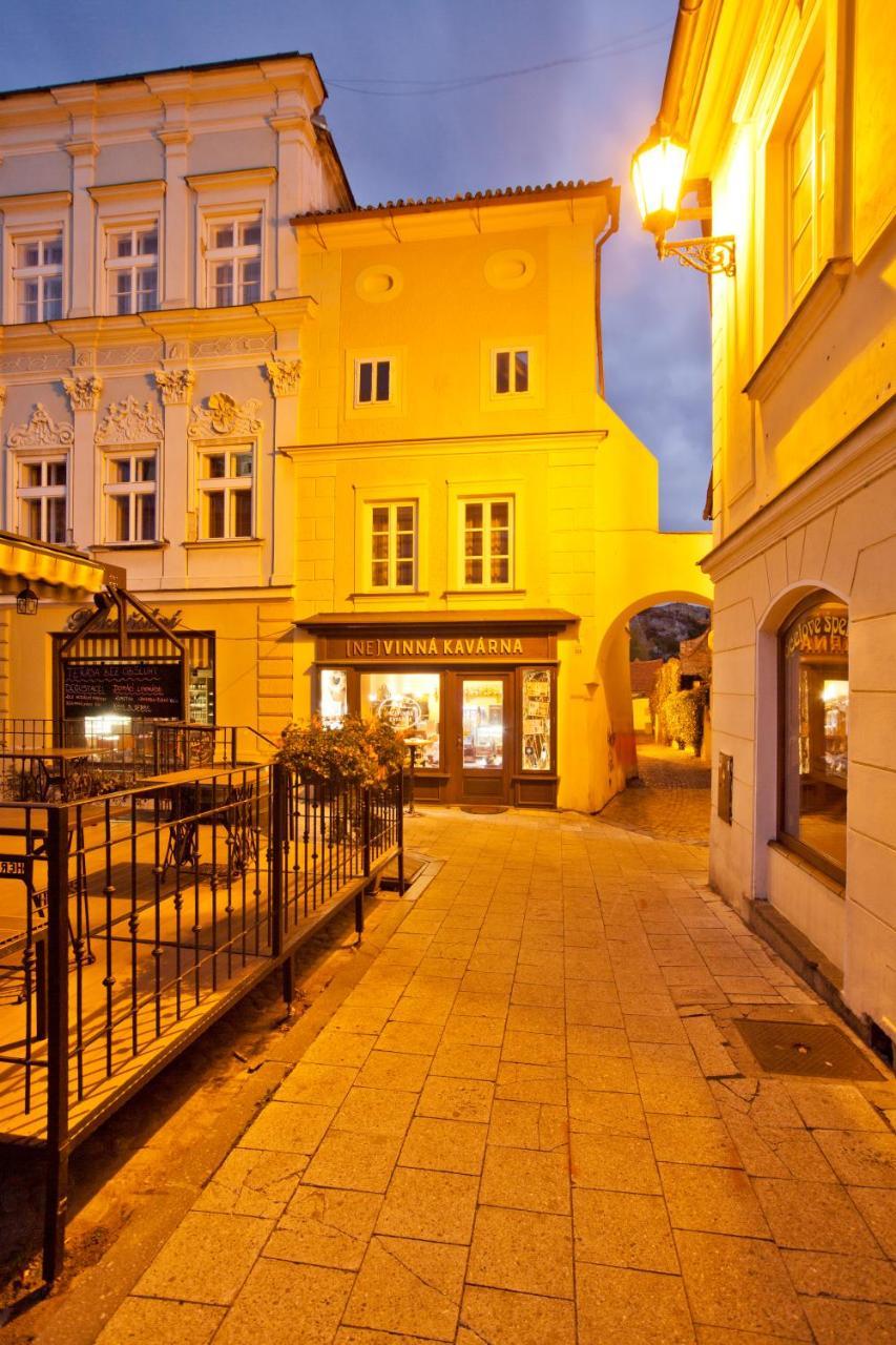 Vinna Kavarna Mikulov Exterior photo